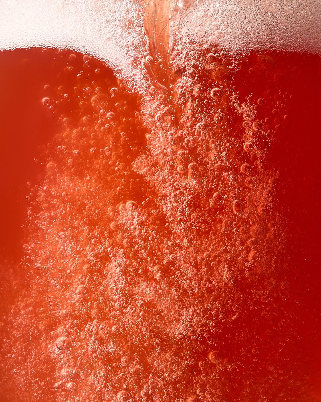 Hoegaarden rose beer bubbles close up