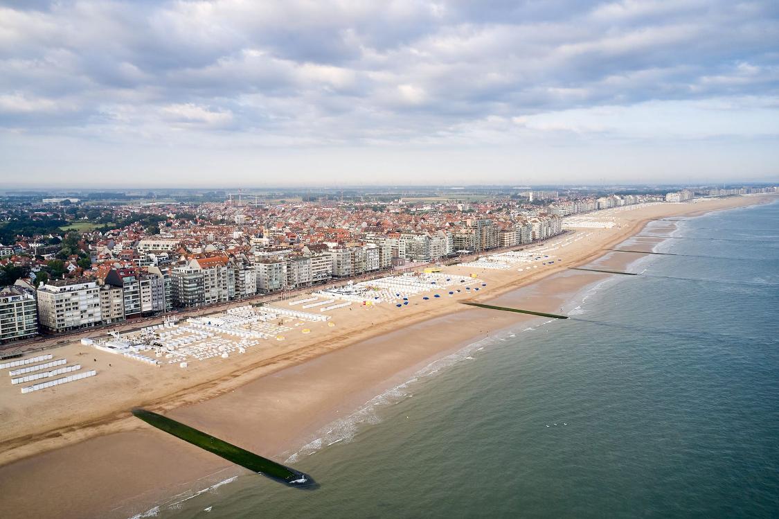 Luchtfoto kustlijn Knokke Zoute