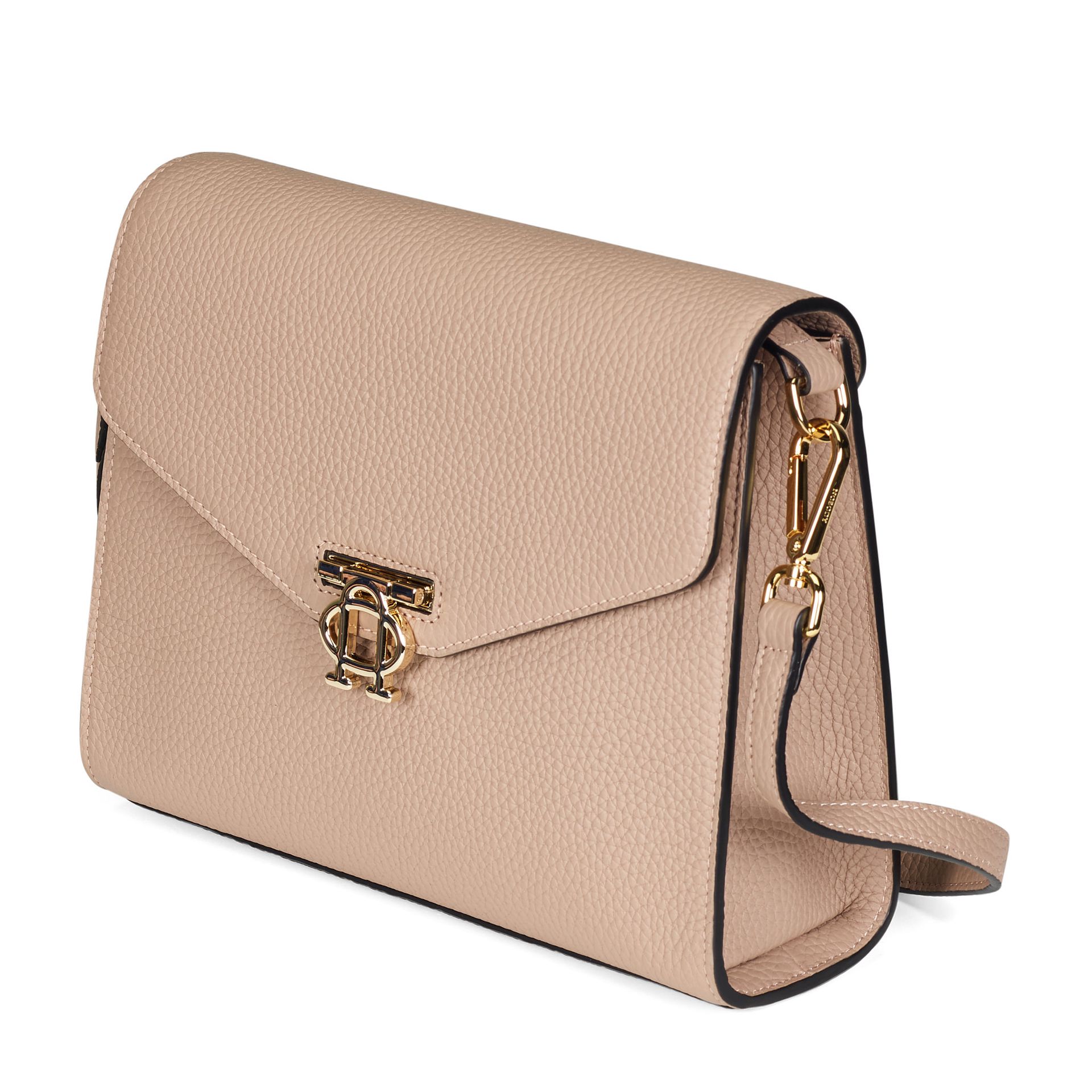Beige grained leather shoulder bag with a gold clasp, three quarter view on white, Studio Ballena